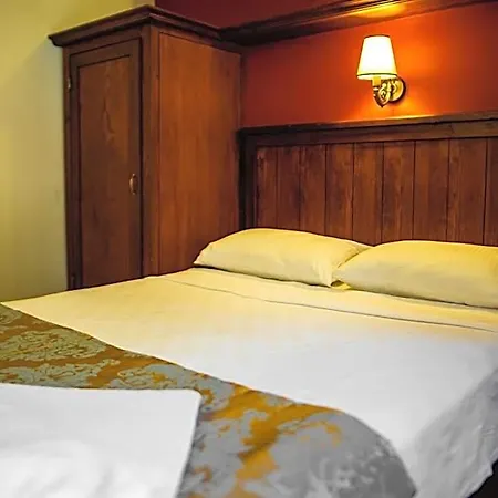 Aparthotel Dores 3*