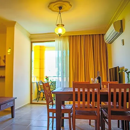 Dores Aparthotel