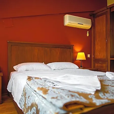 Dores Aparthotel